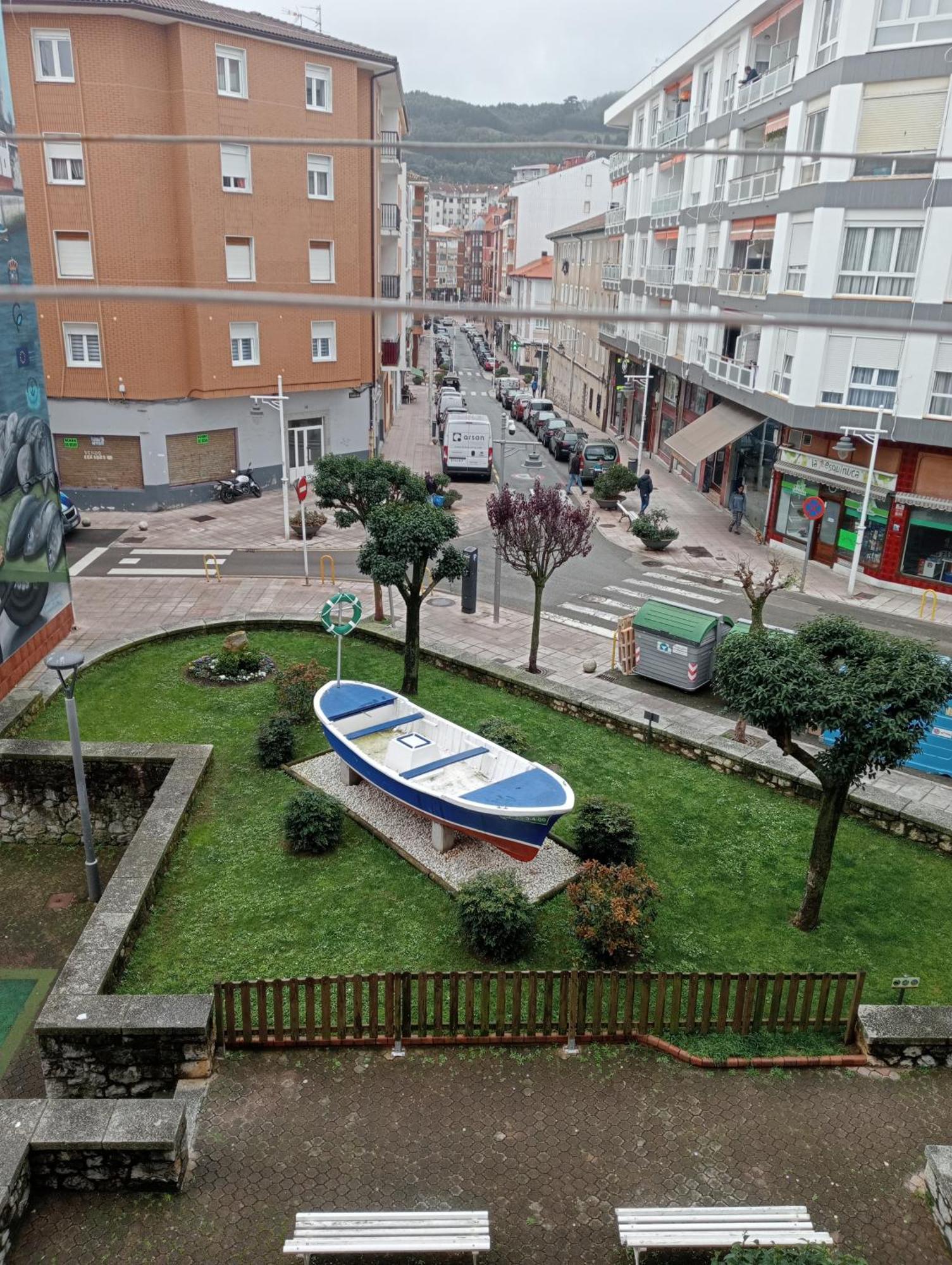 Alojamiento En Pleno Centro De Кастро-Урдиалес Экстерьер фото